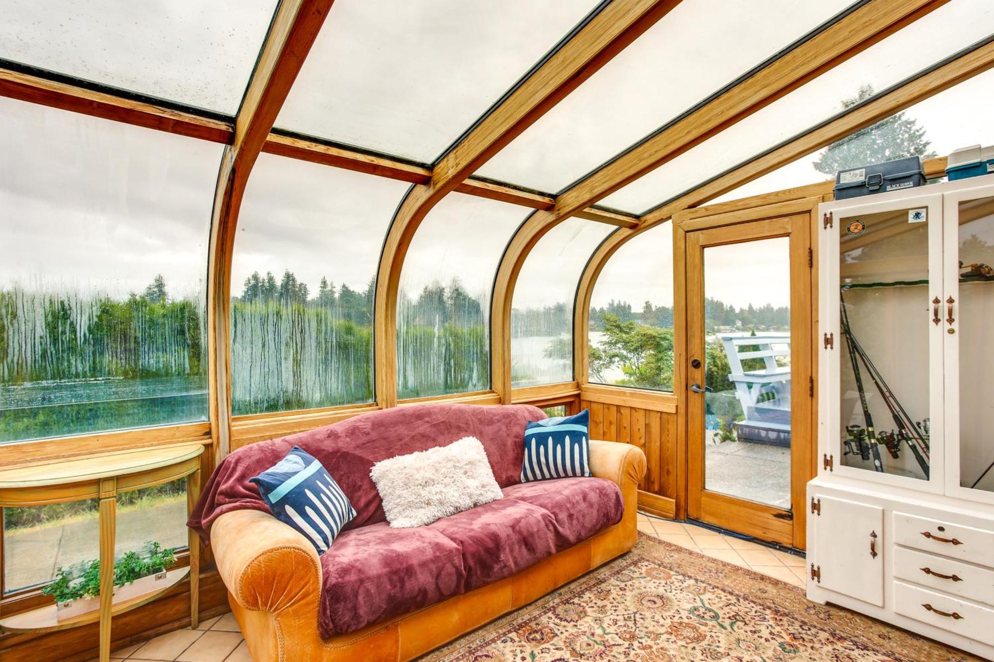 Tacoma Home On Steilacoom Lake With Dock! Экстерьер фото